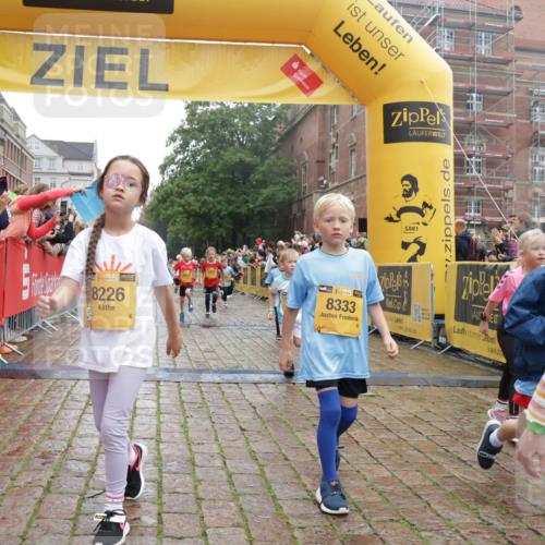 13.09.2026 - Kiel Lauf Yannick Fuchs http://msf.ph/oto/10271330 13.09.2026 08:34:12 Ziel 657, 1058, 1103, 1924, 2140, 2769, 2851, 4146, 4796, 4839, 5324, 6453, 7135, 7567, 8179, 8478, 9211, 9945, 10121, 10713, 10815, 11365, 11572, 12236, 743, 1058, 1295, 1711, 2477, 3220, 4080, 6351, 7041, 8602, 8654, 8840, 9418, 9670, 10172, 11008, 11226, 11404, 11664, 126, 138, 720, 1623, 1624, 2612, 2740, 3023, 3118, 3277, 3380, 4016, 4417, 4584, 5099, 6111, 7042, 8226, 8333, 8930, 9047, 10158, 10446, 12100, 12525, 6698, 7959 meine-sportfotos.de