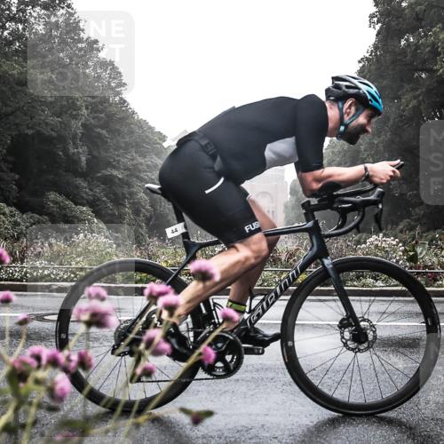 13.09.2026 - Stadtparktriathlon H.Heesch http://msf.ph/oto/10271336 13.09.2026 08:57:56 Radfahren 44, 80, 85, 116 meine-sportfotos.de