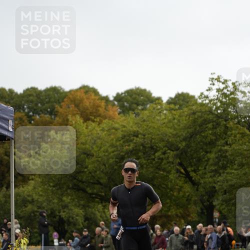13.09.2026 - Stadtparktriathlon Patografie http://msf.ph/oto/10271371 13.09.2026 12:24:41 Ziel 840 meine-sportfotos.de