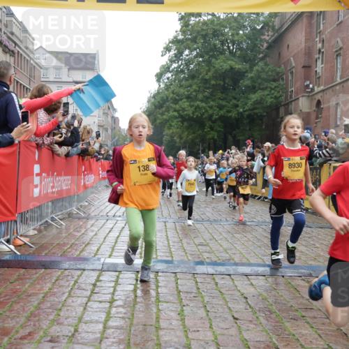 13.09.2026 - Kiel Lauf Yannick Fuchs http://msf.ph/oto/10271374 13.09.2026 08:34:15 Ziel 657, 720, 1103, 1924, 2140, 2769, 4016, 4417, 4796, 5099, 5324, 6453, 7135, 7567, 8179, 8333, 8478, 9211, 9945, 10121, 10713, 10815, 11365, 11572, 12236, 12525, 743, 1058, 1295, 1711, 1924, 2477, 2851, 3220, 4080, 4146, 4839, 6351, 7041, 8602, 8654, 8840, 9418, 9670, 10172, 11008, 11226, 11404, 11664, 126, 138, 1623, 1624, 2612, 2740, 3023, 3118, 3277, 3380, 4584, 6111, 7042, 8226, 8930, 9047, 10158, 10446, 12100, 7959 meine-sportfotos.de