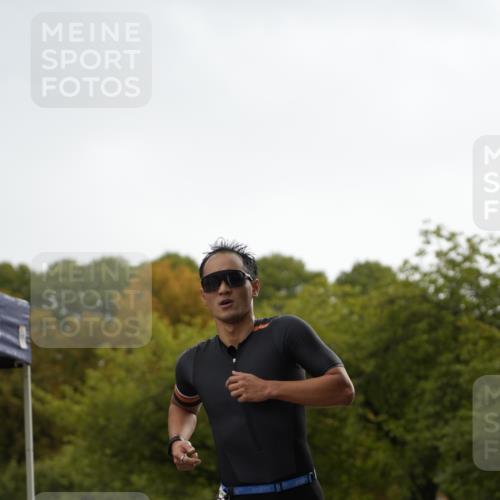 13.09.2026 - Stadtparktriathlon Patografie http://msf.ph/oto/10271381 13.09.2026 12:24:42 Ziel 840 meine-sportfotos.de