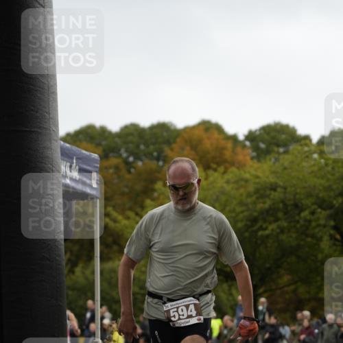13.09.2026 - Stadtparktriathlon Patografie http://msf.ph/oto/10271415 13.09.2026 12:26:05 Ziel 594, 746, 810 meine-sportfotos.de