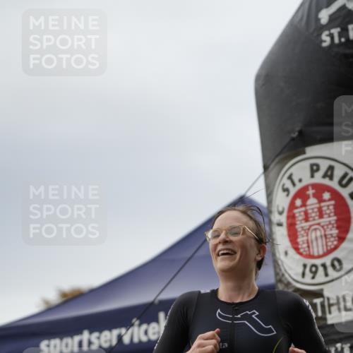 13.09.2026 - Stadtparktriathlon Patografie http://msf.ph/oto/10271433 13.09.2026 12:26:10 Ziel 594, 746, 810 meine-sportfotos.de