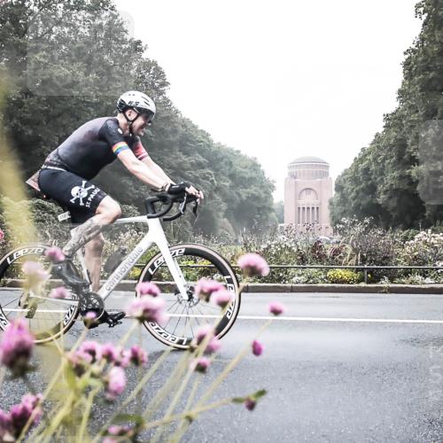 13.09.2026 - Stadtparktriathlon H.Heesch http://msf.ph/oto/10271454 13.09.2026 10:26:32 Radfahren 261, 330, 351, 444, 447 meine-sportfotos.de