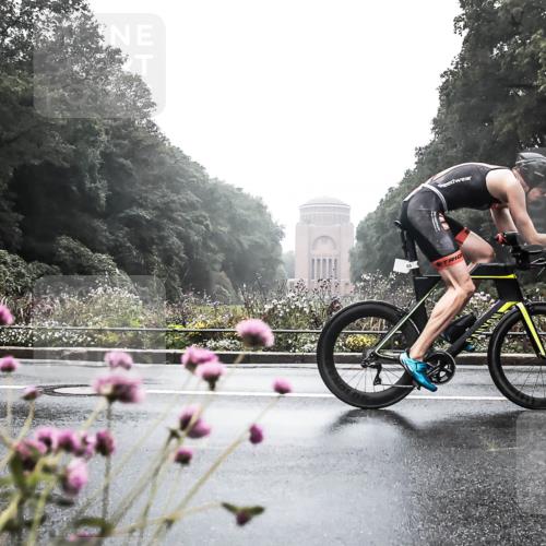 13.09.2026 - Stadtparktriathlon H.Heesch http://msf.ph/oto/10271462 13.09.2026 08:59:48 Radfahren 1, 17, 69, 123, 141 meine-sportfotos.de