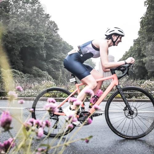 13.09.2026 - Stadtparktriathlon H.Heesch http://msf.ph/oto/10271468 13.09.2026 10:26:35 Radfahren 269, 330, 351, 444, 447, 463 meine-sportfotos.de