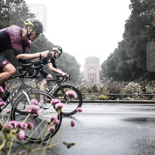 13.09.2026 - Stadtparktriathlon H.Heesch http://msf.ph/oto/10271473 13.09.2026 08:59:52 Radfahren 1, 17, 112, 123 meine-sportfotos.de