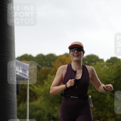 13.09.2026 - Stadtparktriathlon Patografie http://msf.ph/oto/10271481 13.09.2026 12:27:07 Ziel 721, 774 meine-sportfotos.de