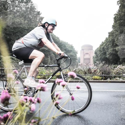 13.09.2026 - Stadtparktriathlon H.Heesch http://msf.ph/oto/10271482 13.09.2026 10:26:40 Radfahren 221, 251, 269, 292, 345, 463 meine-sportfotos.de