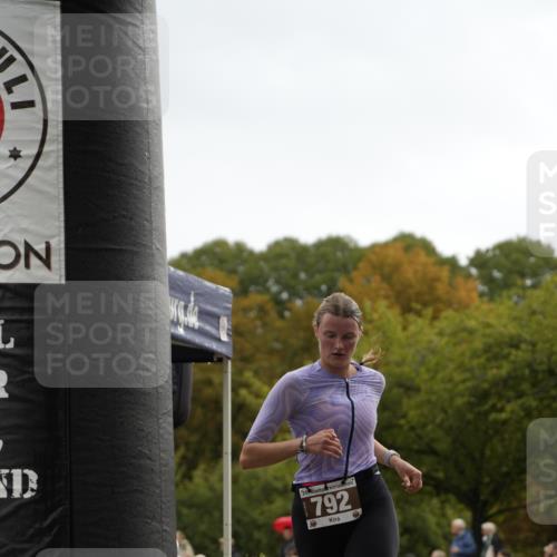 13.09.2026 - Stadtparktriathlon Patografie http://msf.ph/oto/10271516 13.09.2026 12:27:31 Ziel 792, 820 meine-sportfotos.de