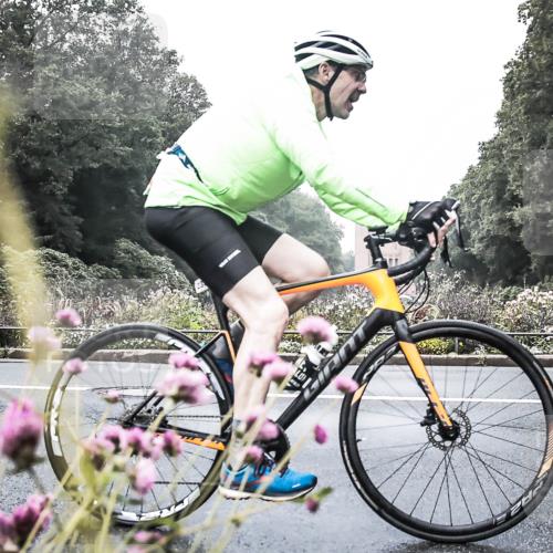 13.09.2026 - Stadtparktriathlon H.Heesch http://msf.ph/oto/10271532 13.09.2026 10:27:08 Radfahren 233, 243, 305, 405, 412, 459 meine-sportfotos.de