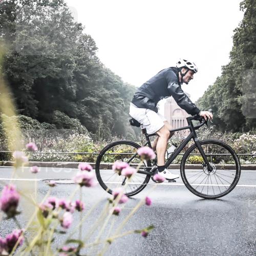 13.09.2026 - Stadtparktriathlon H.Heesch http://msf.ph/oto/10271550 13.09.2026 10:27:14 Radfahren 305, 309, 394, 402, 459 meine-sportfotos.de