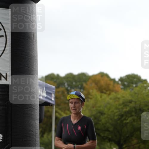 13.09.2026 - Stadtparktriathlon Patografie http://msf.ph/oto/10271575 13.09.2026 12:28:25 Ziel 800 meine-sportfotos.de