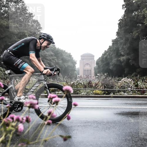 13.09.2026 - Stadtparktriathlon H.Heesch http://msf.ph/oto/10271578 13.09.2026 09:01:14 Radfahren 20, 88, 100, 117 meine-sportfotos.de
