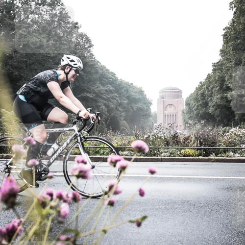 13.09.2026 - Stadtparktriathlon H.Heesch http://msf.ph/oto/10271583 13.09.2026 10:28:13 Radfahren 229, 347, 439 meine-sportfotos.de