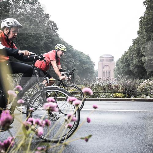 13.09.2026 - Stadtparktriathlon H.Heesch http://msf.ph/oto/10271616 13.09.2026 10:28:22 Radfahren 253, 270, 273, 286, 372, 383, 434 meine-sportfotos.de