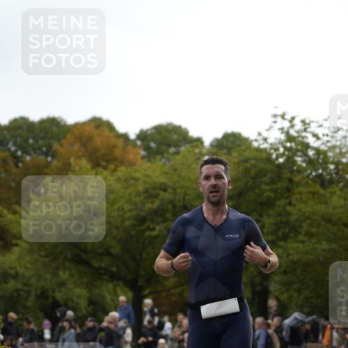 13.09.2026 - Stadtparktriathlon Patografie http://msf.ph/oto/10271629 13.09.2026 12:29:12 Ziel 806, 867 meine-sportfotos.de