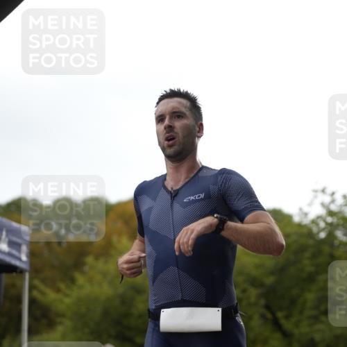 13.09.2026 - Stadtparktriathlon Patografie http://msf.ph/oto/10271642 13.09.2026 12:29:13 Ziel 806, 867 meine-sportfotos.de