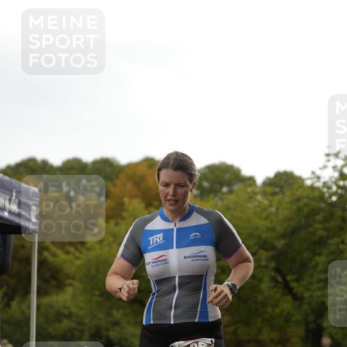13.09.2026 - Stadtparktriathlon Patografie http://msf.ph/oto/10271653 13.09.2026 12:29:17 Ziel 806, 867 meine-sportfotos.de