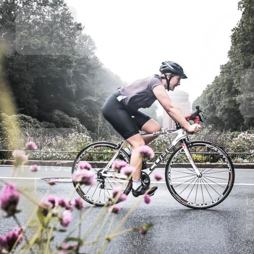 13.09.2026 - Stadtparktriathlon H.Heesch http://msf.ph/oto/10271688 13.09.2026 10:29:04 Radfahren 335, 354, 381, 432, 452 meine-sportfotos.de