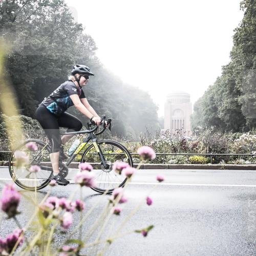 13.09.2026 - Stadtparktriathlon H.Heesch http://msf.ph/oto/10271697 13.09.2026 10:29:07 Radfahren 334, 335, 381, 419, 429, 432, 452 meine-sportfotos.de