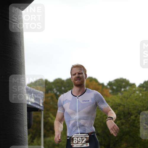 13.09.2026 - Stadtparktriathlon Patografie http://msf.ph/oto/10271705 13.09.2026 12:30:00 Ziel 892 meine-sportfotos.de