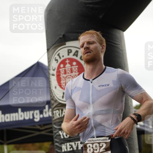 13.09.2026 - Stadtparktriathlon Patografie http://msf.ph/oto/10271712 13.09.2026 12:30:01 Ziel 892 meine-sportfotos.de