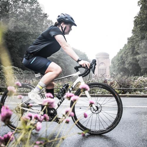 13.09.2026 - Stadtparktriathlon H.Heesch http://msf.ph/oto/10271716 13.09.2026 10:29:16 Radfahren 234, 344, 415, 420, 460 meine-sportfotos.de