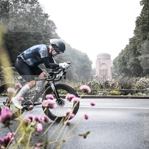 13.09.2026 - Stadtparktriathlon H.Heesch http://msf.ph/oto/10271719 13.09.2026 10:29:20 Radfahren 234, 415 meine-sportfotos.de