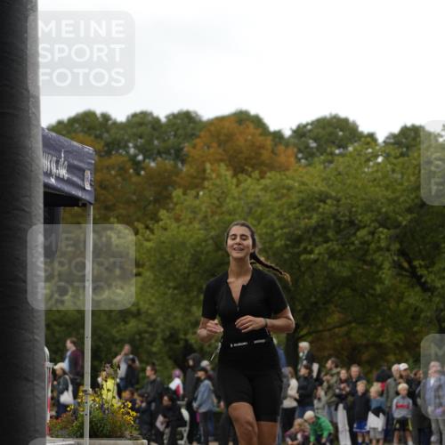 13.09.2026 - Stadtparktriathlon Patografie http://msf.ph/oto/10271738 13.09.2026 12:30:40 Ziel 824 meine-sportfotos.de