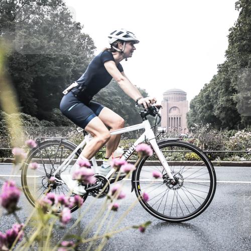 13.09.2026 - Stadtparktriathlon H.Heesch http://msf.ph/oto/10271754 13.09.2026 10:29:52 Radfahren 237, 353, 410, 462 meine-sportfotos.de