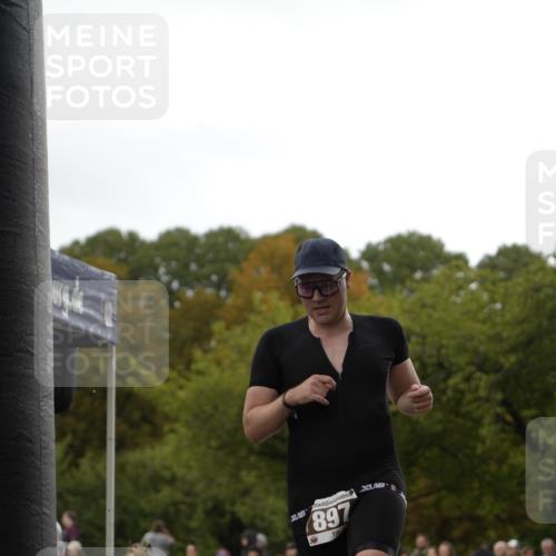 13.09.2026 - Stadtparktriathlon Patografie http://msf.ph/oto/10271769 13.09.2026 12:30:52 Ziel 874, 897 meine-sportfotos.de
