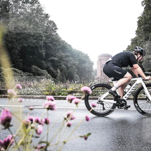 13.09.2026 - Stadtparktriathlon H.Heesch http://msf.ph/oto/10271800 13.09.2026 10:30:23 Radfahren 268, 276, 303, 464 meine-sportfotos.de