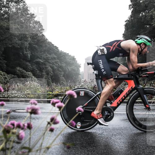 13.09.2026 - Stadtparktriathlon H.Heesch http://msf.ph/oto/10271829 13.09.2026 09:04:48 Radfahren 5, 21, 86, 107, 148 meine-sportfotos.de
