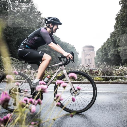 13.09.2026 - Stadtparktriathlon H.Heesch http://msf.ph/oto/10271832 13.09.2026 10:30:57 Radfahren 307, 357, 422, 428, 457 meine-sportfotos.de