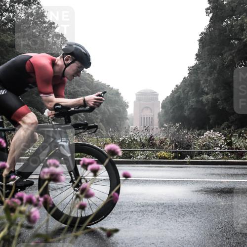 13.09.2026 - Stadtparktriathlon H.Heesch http://msf.ph/oto/10271909 13.09.2026 09:05:36 Radfahren 4, 17, 131 meine-sportfotos.de