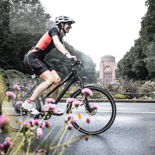 13.09.2026 - Stadtparktriathlon H.Heesch http://msf.ph/oto/10271910 13.09.2026 10:32:08 Radfahren 271, 371 meine-sportfotos.de