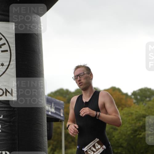13.09.2026 - Stadtparktriathlon Patografie http://msf.ph/oto/10271917 13.09.2026 12:32:11 Ziel 720, 914 meine-sportfotos.de