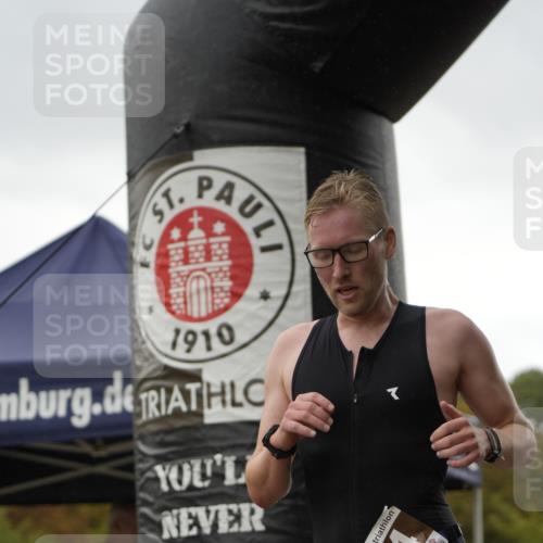 13.09.2026 - Stadtparktriathlon Patografie http://msf.ph/oto/10271922 13.09.2026 12:32:12 Ziel 720, 914 meine-sportfotos.de