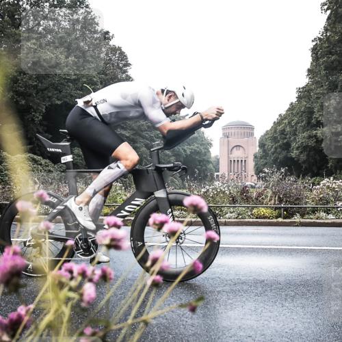 13.09.2026 - Stadtparktriathlon H.Heesch http://msf.ph/oto/10271997 13.09.2026 10:33:42 Radfahren 375, 563 meine-sportfotos.de