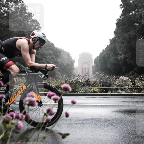 13.09.2026 - Stadtparktriathlon H.Heesch http://msf.ph/oto/10272036 13.09.2026 09:07:15 Radfahren 30, 123, 133, 178 meine-sportfotos.de