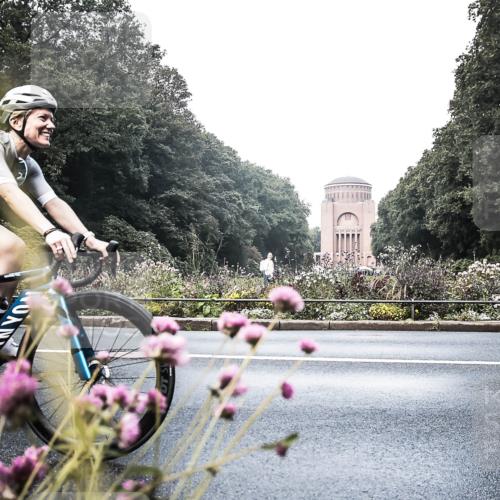13.09.2026 - Stadtparktriathlon H.Heesch http://msf.ph/oto/10272057 13.09.2026 10:34:46 Radfahren 444, 445 meine-sportfotos.de