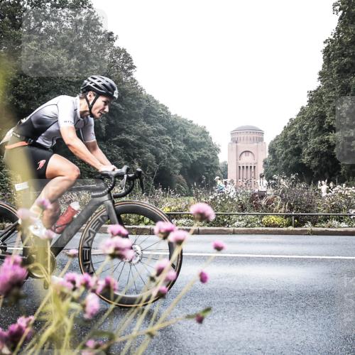 13.09.2026 - Stadtparktriathlon H.Heesch http://msf.ph/oto/10272084 13.09.2026 10:35:19 Radfahren 437, 513 meine-sportfotos.de
