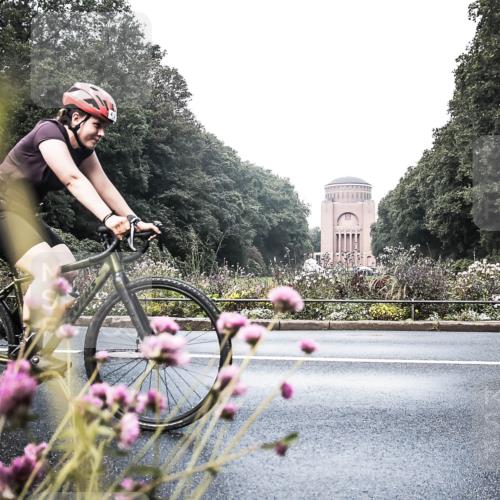 13.09.2026 - Stadtparktriathlon H.Heesch http://msf.ph/oto/10272095 13.09.2026 10:35:30 Radfahren 370, 412, 427 meine-sportfotos.de