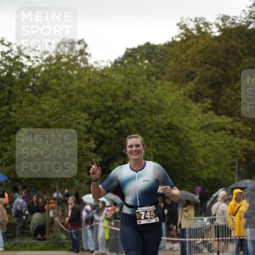 13.09.2026 - Stadtparktriathlon Patografie http://msf.ph/oto/10272116 13.09.2026 12:35:10 Ziel 745 meine-sportfotos.de