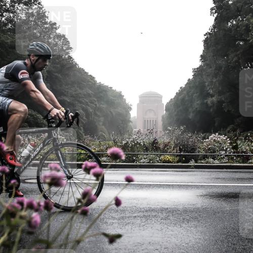 13.09.2026 - Stadtparktriathlon H.Heesch http://msf.ph/oto/10272127 13.09.2026 09:08:03 Radfahren 97, 125, 184 meine-sportfotos.de