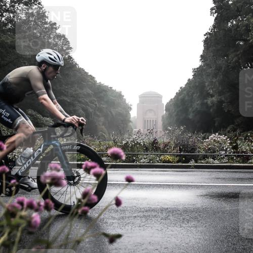 13.09.2026 - Stadtparktriathlon H.Heesch http://msf.ph/oto/10272145 13.09.2026 09:08:09 Radfahren 47, 51, 70, 118, 192 meine-sportfotos.de