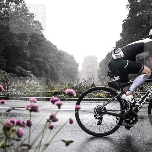 13.09.2026 - Stadtparktriathlon H.Heesch http://msf.ph/oto/10272169 13.09.2026 09:08:20 Radfahren 49, 56, 101, 104, 147, 197 meine-sportfotos.de
