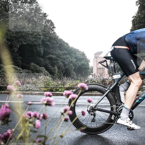 13.09.2026 - Stadtparktriathlon H.Heesch http://msf.ph/oto/10272174 13.09.2026 10:36:44 Radfahren 542, 569 meine-sportfotos.de