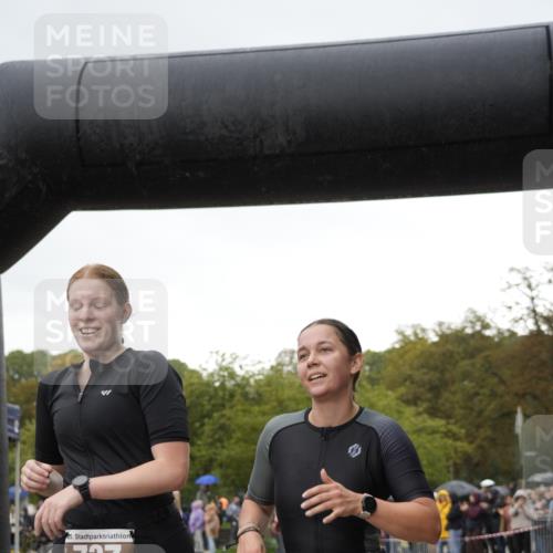 13.09.2026 - Stadtparktriathlon Patografie http://msf.ph/oto/10272186 13.09.2026 12:35:36 Ziel 737, 743, 796, 825 meine-sportfotos.de